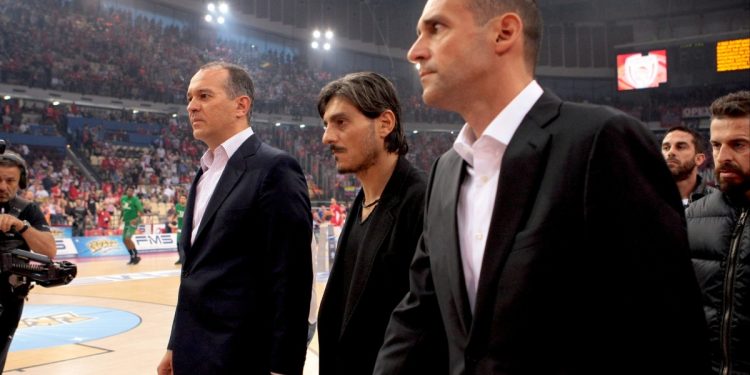 Ολυμπιακός και Παναθηναϊκός δηλώνουν πρόθυμοι να συνεχιστούν οι τελικοί – Στα άκρα οι διοικήσεις