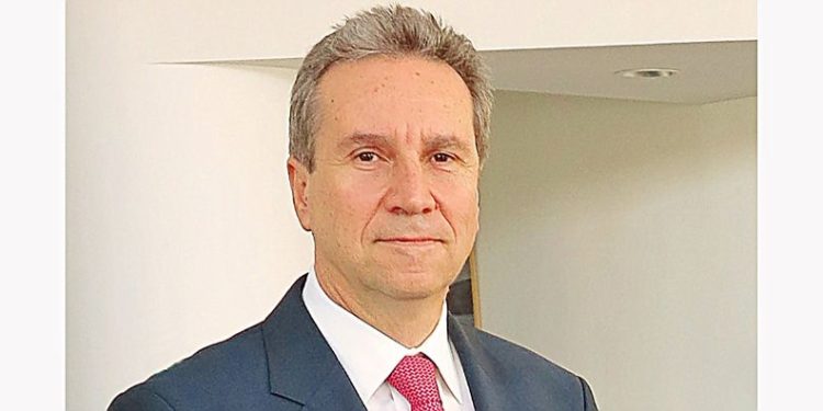 Άρης Αραβανής