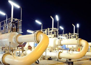 Εκτοξεύονται οι τιμές του πετρελαίου εν μέσω πολεμικής έντασης Ιράν – Ισραήλ