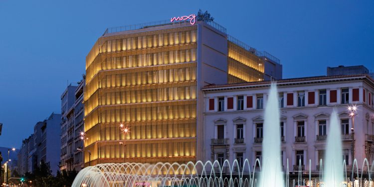 Real Estate: Ποιοι επενδύουν δυναμικά στον ελληνικό τουρισμό