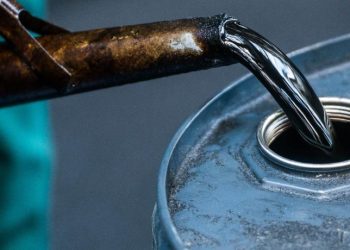 Άνοδος των τιμών πετρελαίου