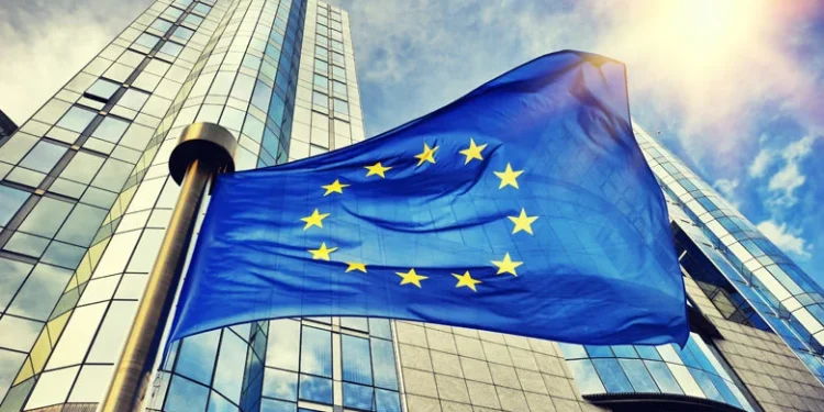 Ευρωπαϊκή Επιτροπή: Συστάσεις για σταθερότητα, ανάπτυξη και ανθεκτικότητα στην ελληνική οικονομία