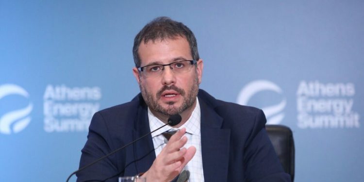 Στροφή στα υδροηλεκτρικά έργα με φιλόδοξους στόχους – Εμπόδιο η ξηρασία