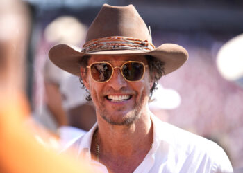 Μάθιου ΜακΚόναχι