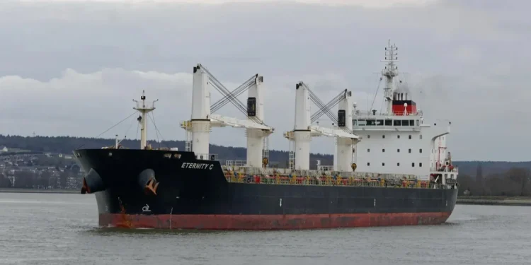 Τραγωδία στο Eternity C: τρεις νεκροί ναυτικοί μετά από επίθεση Χούθι