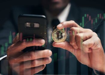 Νέο ρεκόρ για το Bitcoin: Ξεπέρασε τα 122.000 δολάρια – Τι περιμένουν οι επενδυτές στις ΗΠΑ