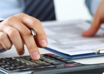 Μόνο το 37,5% του ΦΠΑ φτάνει στο κράτος – Τι αποκαλύπτει νέα μελέτη του ΚΕΠΕ