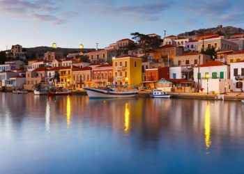 Χάλκη: Το ελληνικό νησί-πρότυπο βιώσιμου τουρισμού και ενεργειακής αυτάρκειας