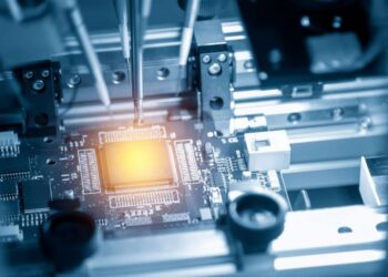 Η Ελλάδα μπαίνει στο παιχνίδι των μικροτσίπ: Ξεκίνησε το Ελληνικό Κέντρο Ικανοτήτων Ημιαγωγών