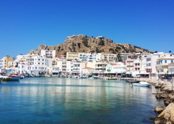 Η Κάρπαθος στις κορυφαίες ταξιδιωτικές εμπειρίες της Ευρώπης για το 2025, σύμφωνα με το Freedom Travel