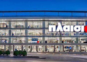 Πλαίσιο: Από 14 τ.μ. σε κορυφαίο retailer και εργοδότη – Η πορεία ενός ελληνικού success story