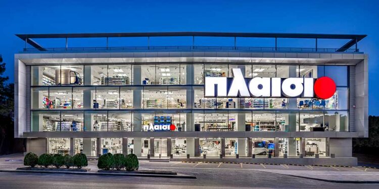 Πλαίσιο: Από 14 τ.μ. σε κορυφαίο retailer και εργοδότη – Η πορεία ενός ελληνικού success story
