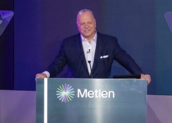 Πράσινο φως για Metlen PLC: Στο δρόμο για το Χρηματιστήριο Λονδίνου με αποδοχή άνω του 90%