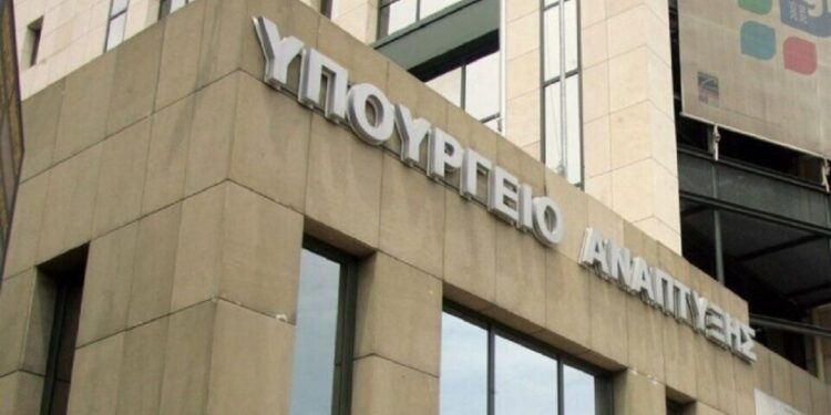 Τέσσερα νέα μεγάλα projects σε τουρισμό και βιομηχανία: Επενδύσεις 290 εκατ. ευρώ και 316 νέες θέσεις εργασίας