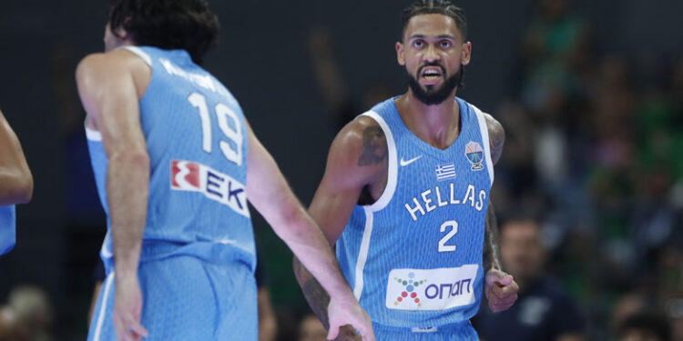 Νίκη για την Εθνική , με ήρωα τον Ντόρσεϊ απέναντι στην Ιταλία