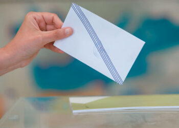 Δημοσκόπηση Interview