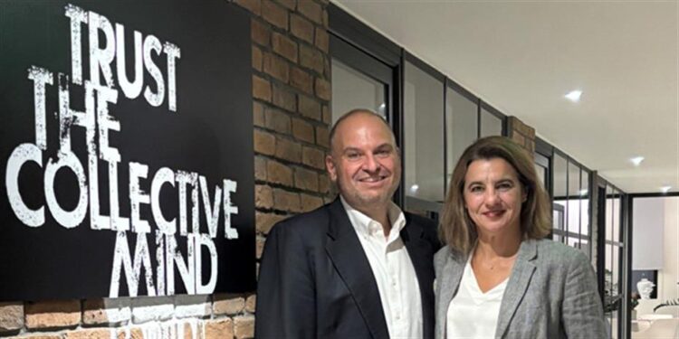 Η STIRIXIS Group ιδρύθηκε το 1996 από τον Αλέξανδρο Αθανασούλα, CEO & Πρόεδρο, και την Έλενα Κυρνασίου-Αθανασούλα, Αντιπρόεδρος & Γενική Διευθύντρια, και δραστηριοποιείται σε 29 χώρες με πάνω από 850 έργα.