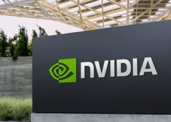 Η αμερικανική τεχνολογική εταιρεία Nvidia θα επενδύσει έως $100 δισ. (£73 δισ.) στην OpenAI, τη δημιουργό του ChatGPT, όπως ανακοίνωσαν οι δύο εταιρείες.