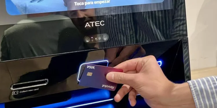 Revolut, η ταχύτερα αναπτυσσόμενη ψηφιακή τράπεζα παγκοσμίως
