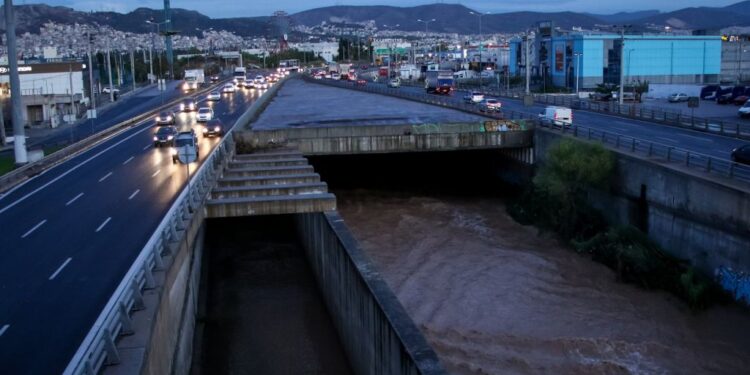 Αττική - αντιπλημμυρικά εργα