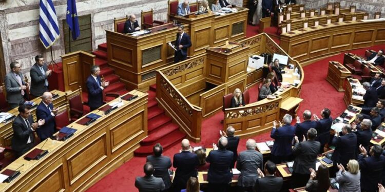 Η Ολομέλεια στη Βουλή INTIME NEWS/ΠΕΡΙΣΤΕΡΗΣ ΔΗΜΗΤΡΗΣ