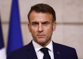 Xωρίς στήριξη ο Μακρόν