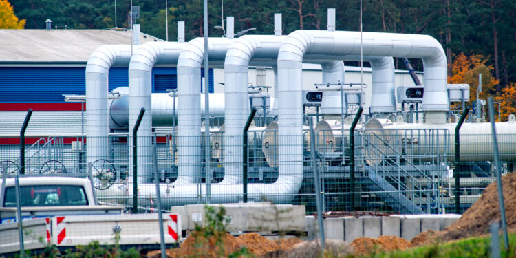 Η ΕΕ προχωρά σε σταδιακή απαγόρευση των εισαγωγών ρωσικού φυσικού αερίου