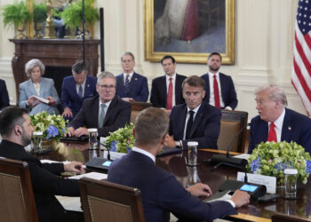 Ζελένσκι, ΗΠΑ και ΕΕ διαμορφώνουν κοινό πλαίσιο 19 σημείων – Ανοιχτό το ζήτημα των εδαφικών παραχωρήσεων