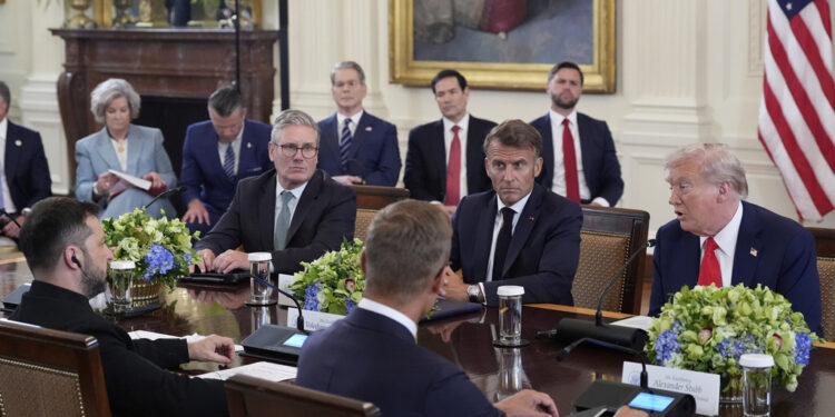 Ζελένσκι, ΗΠΑ και ΕΕ διαμορφώνουν κοινό πλαίσιο 19 σημείων – Ανοιχτό το ζήτημα των εδαφικών παραχωρήσεων