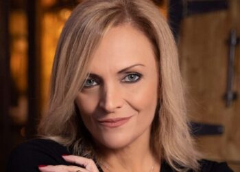 Χριστίνα Λαμπίρη