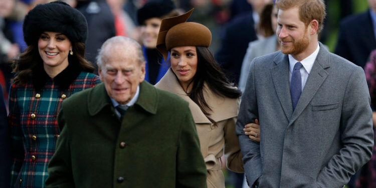 Βετανία: Η προειδοποίηση του πρίγκιπα Φίλιππου προς τον Χάρι για τη Μέγκαν Μαρκλ