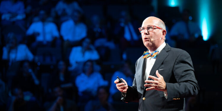 Ζώντας περισσότερο, ζώντας καλύτερα: Η μακροζωία ως ευκαιρία για μια νέα εποχή ευημερίας