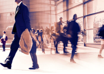 Η γήρανση του πληθυσμού απειλεί το μέλλον του ΑΕΠ προειδοποιεί η EBRD