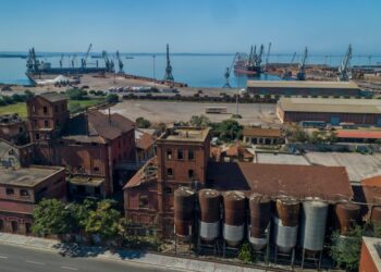 ανάπλαση του ΦΙΞ