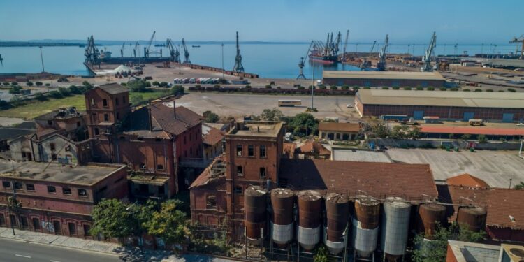 ανάπλαση του ΦΙΞ