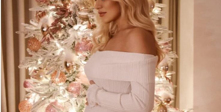 Κατερίνα Καινούργιου: «Έκανα έναν χρόνο ορμονοθεραπεία και είπα να σταματήσω για λίγο πριν την εξωσωματική …