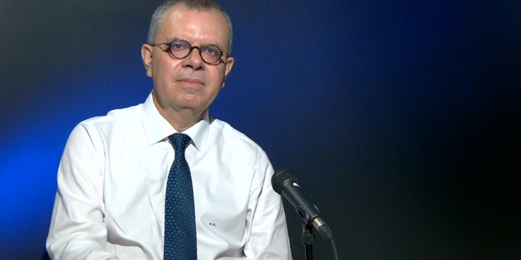 Μανώλης Κοττάκης: «Η δικαίωση του Καραμανλή»