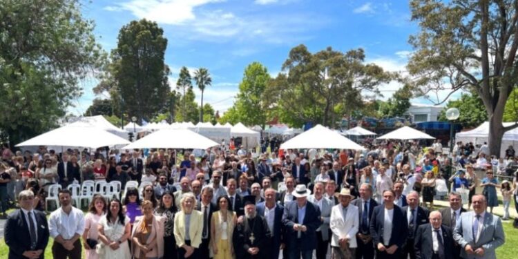 Στιγμιότυπο από το διήμερο φεστιβάλ στο Oakleigh. Φωτογραφία: Κώστας Ντέβες/ Νέος Κόσμος