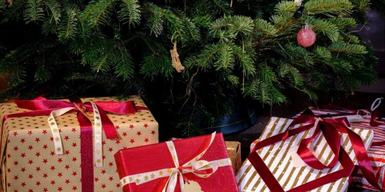 Δώρο Χριστουγέννων ΔΥΠΑ: «Κλείδωσε» η ημερομηνία πληρωμής πριν τα Χριστούγεννα