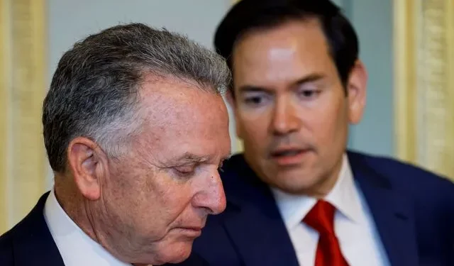 Ρούμπιο, Γουίτκοφ