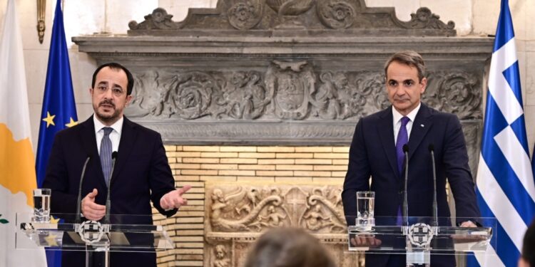 Σύνοδος Ελλάδας–Κύπρου: Ενεργειακός συντονισμός, τριμερής στις Βρυξέλλες και οδικός χάρτης διασύνδεσης