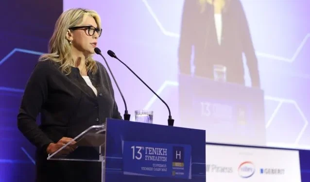 Άννα Καραμανλή