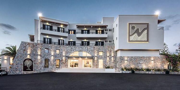 Νέα τουριστική επένδυση με την υπογραφή Καράτζη