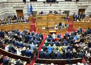 Βουλή: Υπερψηφίστηκε το νομοσχέδιο για το Νέο Εθνικό Πρόγραμμα Ανάπτυξης και τη μεταφορά του ΟΠΕΚΕΠΕ στην ΑΑΔΕ
