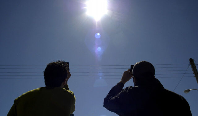 έκλειψη ηλίου