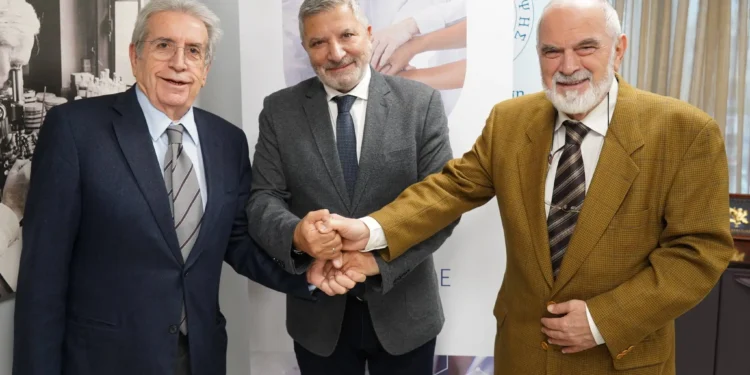 Σύμφωνο συνεργασίας για την καταπολέμηση του καπνίσματος υπέγραψαν ΙΣΑ, Αντικαρκινική και Smoke Free Greece