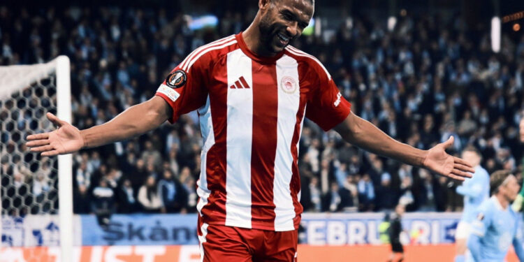 Τροχαίο με selfie για τον Αγιούμπ Ελ Κααμπί – Η ανάρτηση που έγινε viral