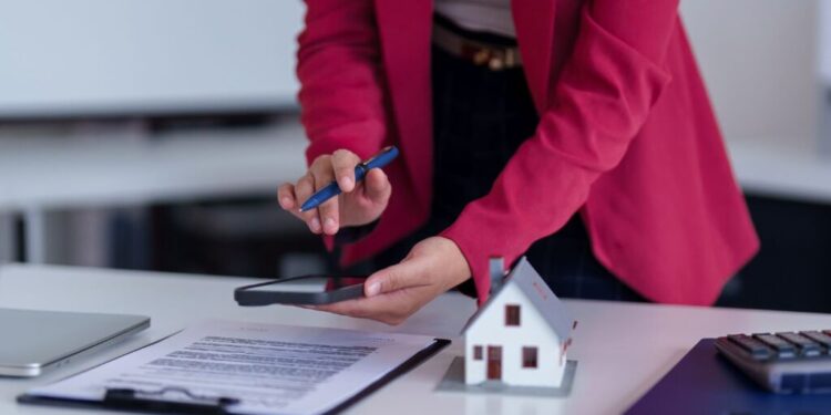 Ακίνητα, τουρισμός και Διασπορά: Πού συναντιούνται οι πραγματικές ευκαιρίες;