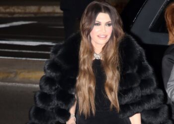 Δεξίωση της Κίμπερλι Γκιλφόιλ στο Jefferson House με παρουσία κυβέρνησης, επιχειρηματιών και γνωστών προσώπων