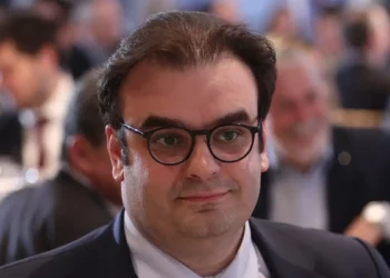 Πιερρακάκης: Χωρίς εφησυχασμό στον διεθνή ανταγωνισμό – Επενδύσεις και παραγωγικότητα το κλειδί